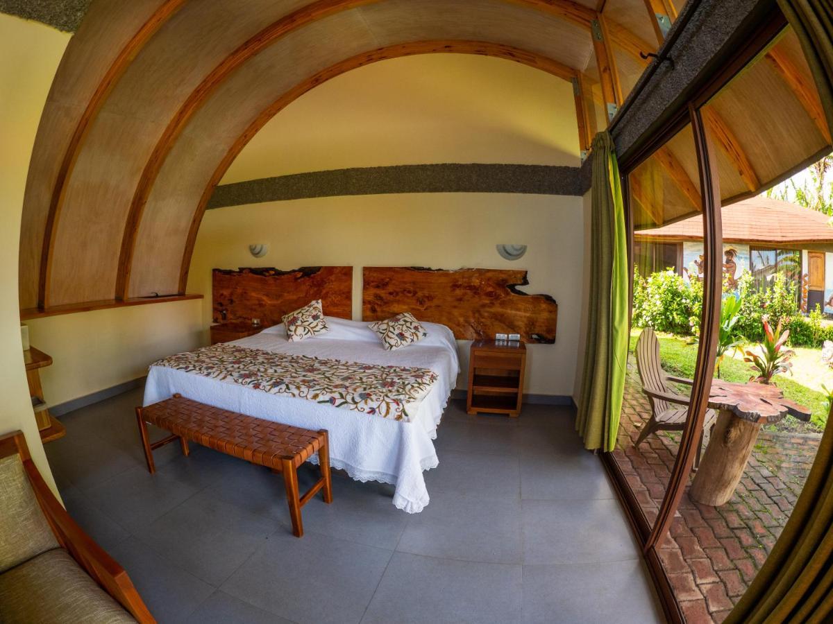 Hotel Vai Moana Hanga Roa Extérieur photo