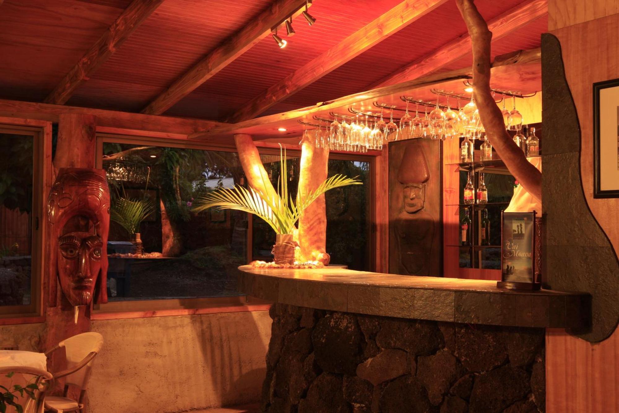 Hotel Vai Moana Hanga Roa Extérieur photo