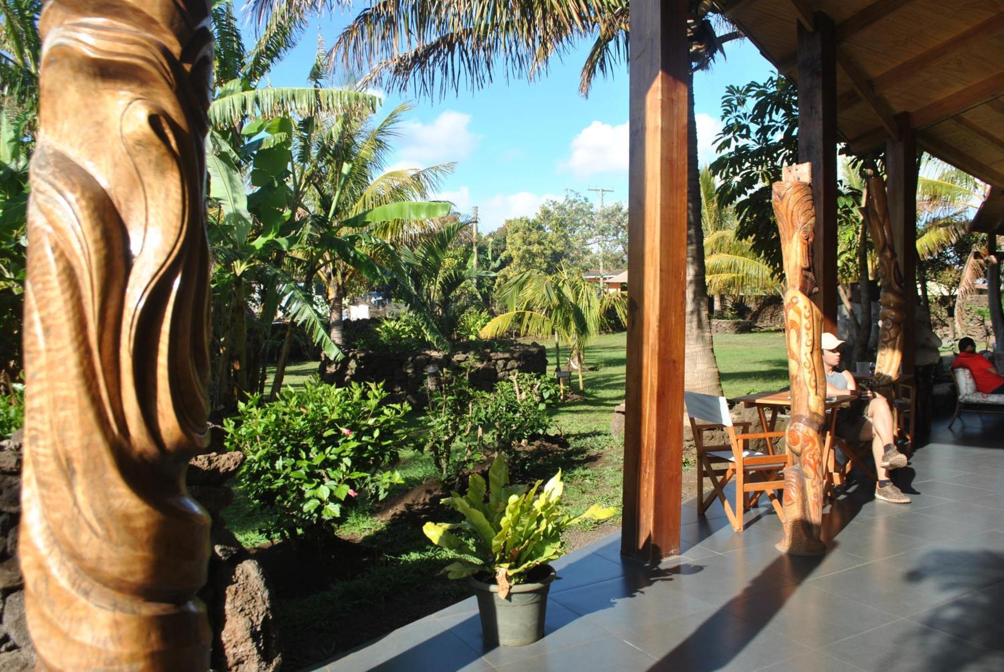 Hotel Vai Moana Hanga Roa Extérieur photo