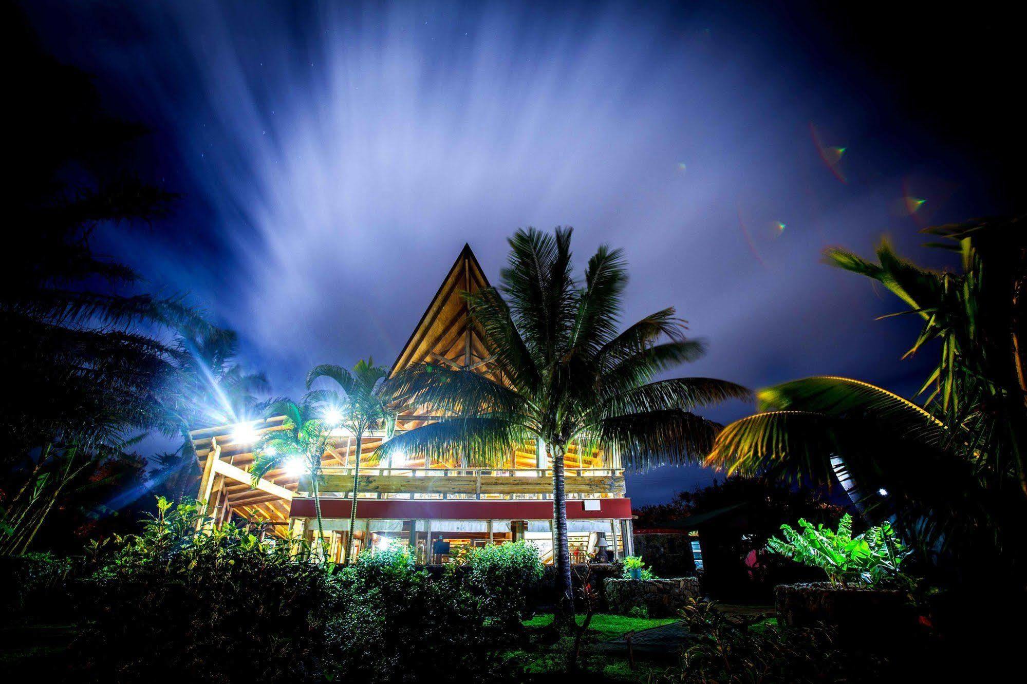 Hotel Vai Moana Hanga Roa Extérieur photo